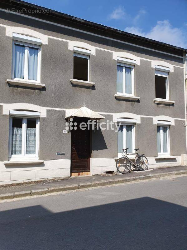 Maison à SAINT-SEVER-CALVADOS