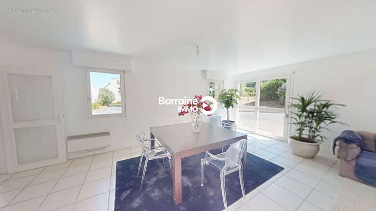 A vendre ploudaniel maison 5 chambres jardin dependances - photo 3