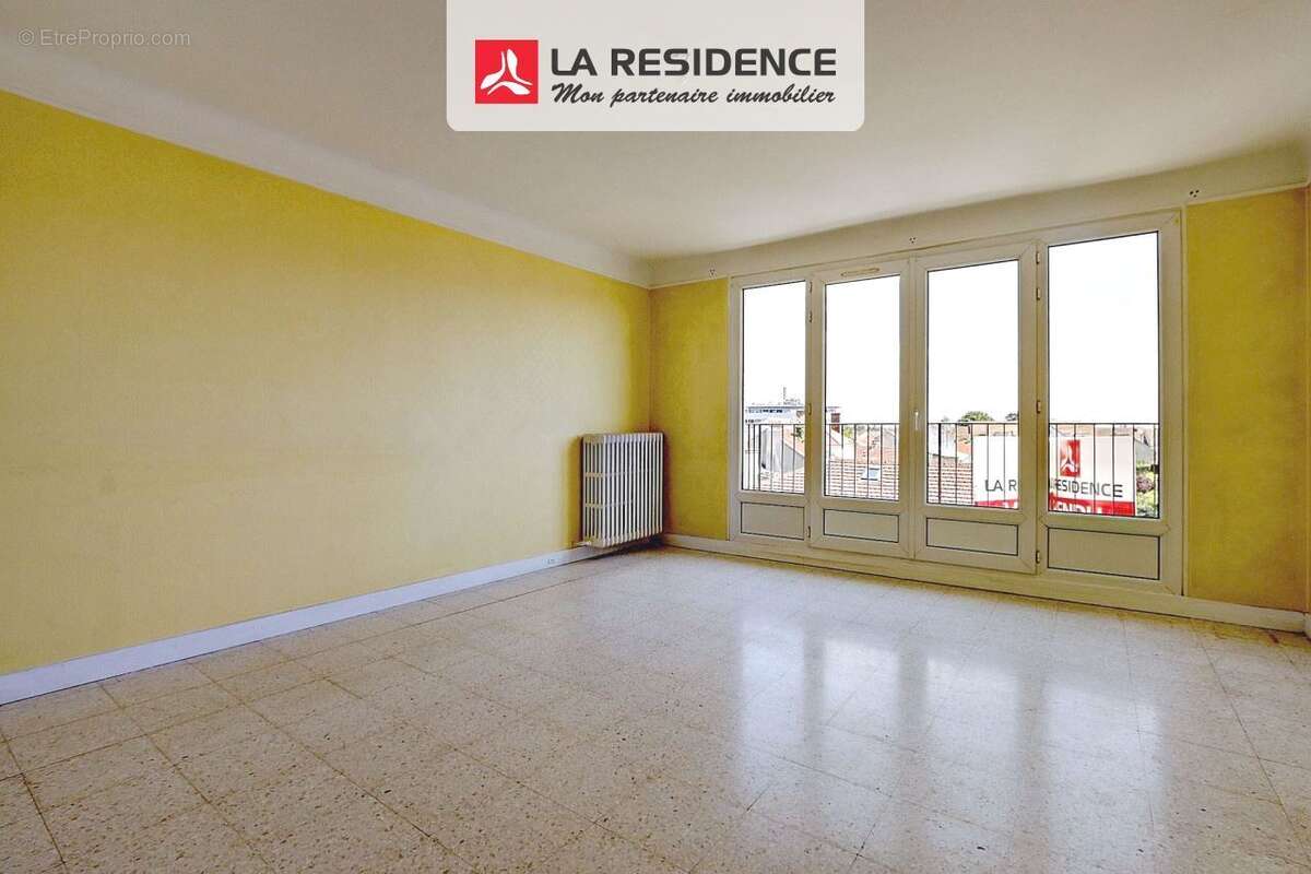 Appartement à TAVERNY