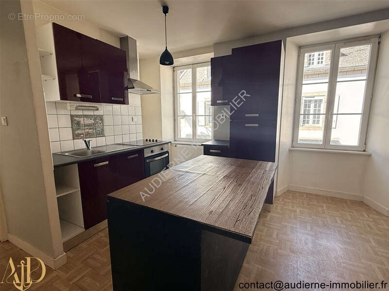 Appartement à AUDIERNE