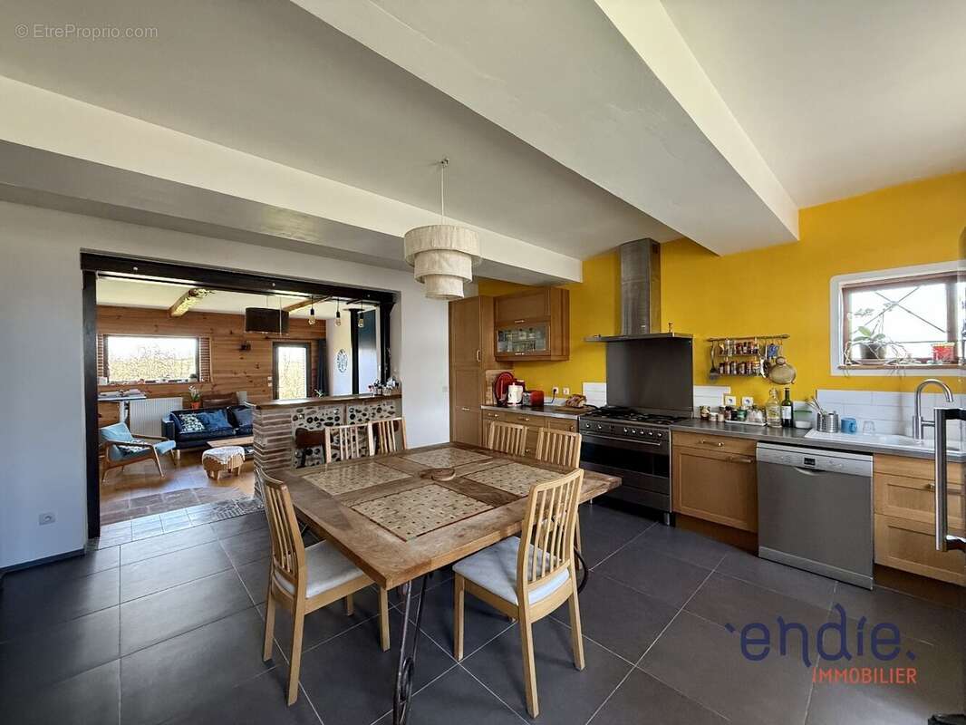 Maison à AUCAMVILLE