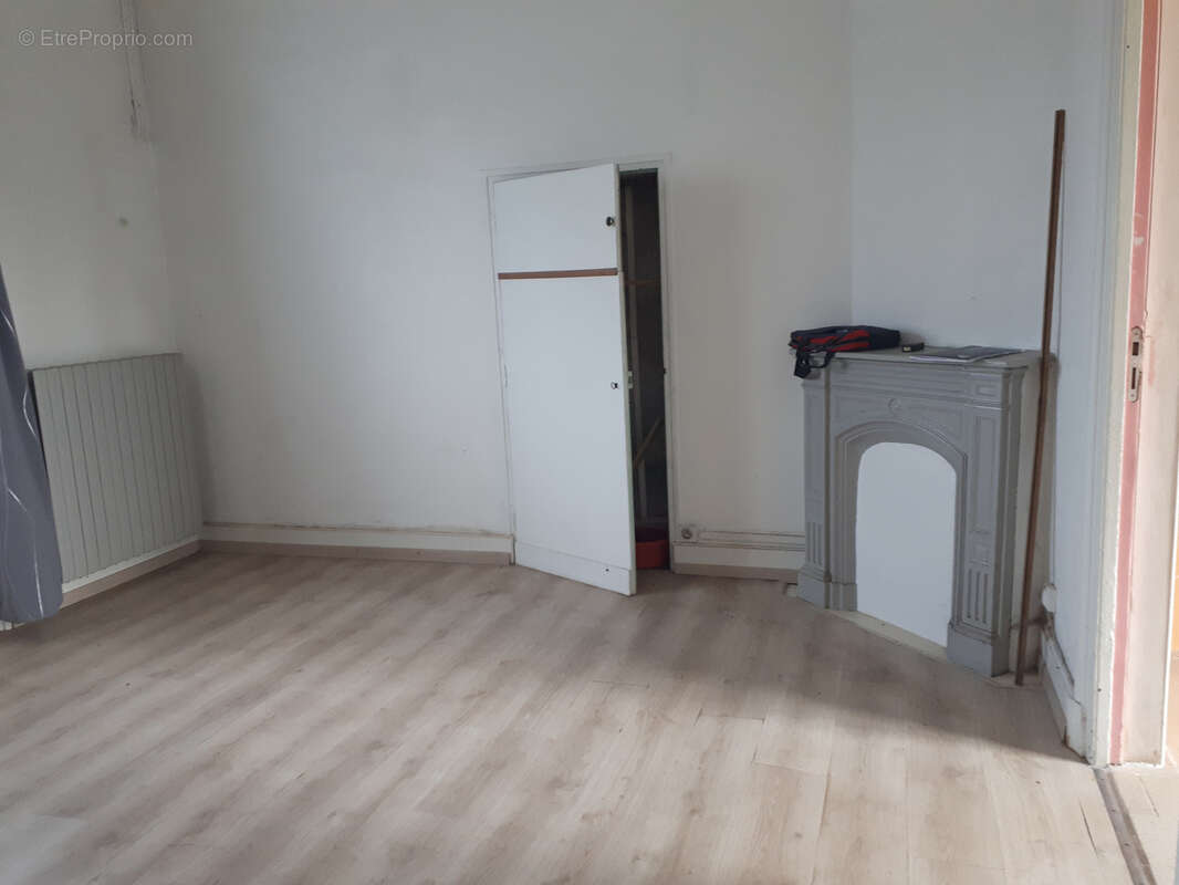 Maison à AVAILLES-LIMOUZINE