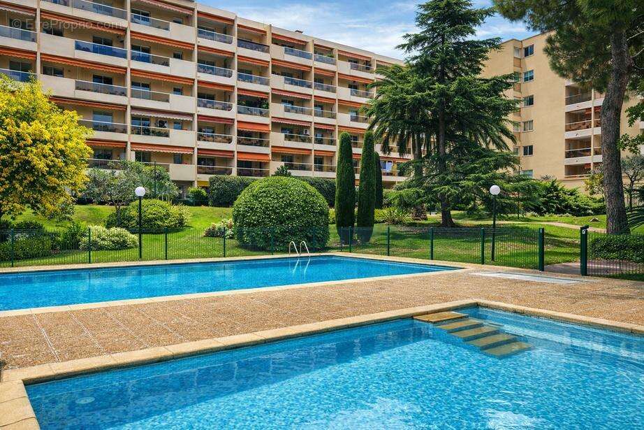   - Appartement à NICE