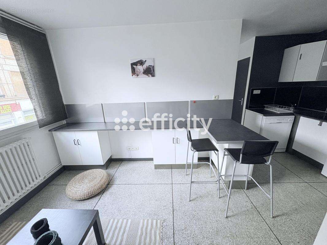 Appartement à SAINT-ETIENNE