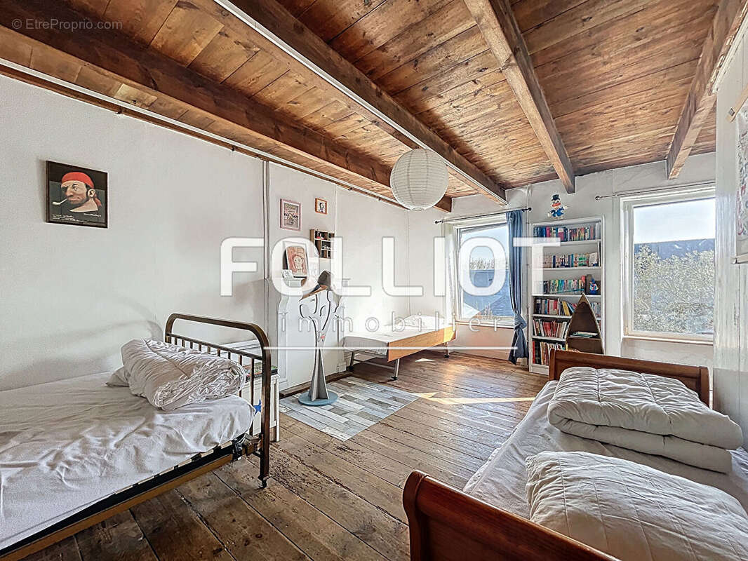 Maison à SAINT-PAIR-SUR-MER