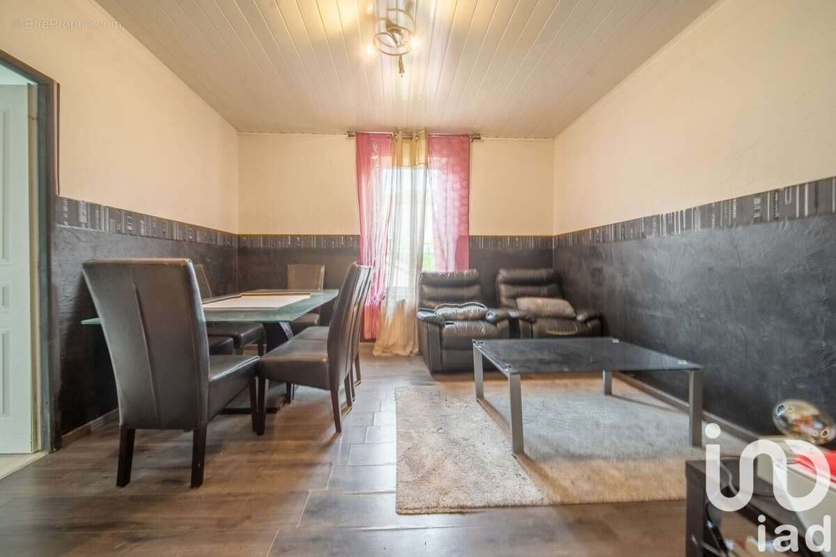 Photo 2 - Appartement à ALGRANGE