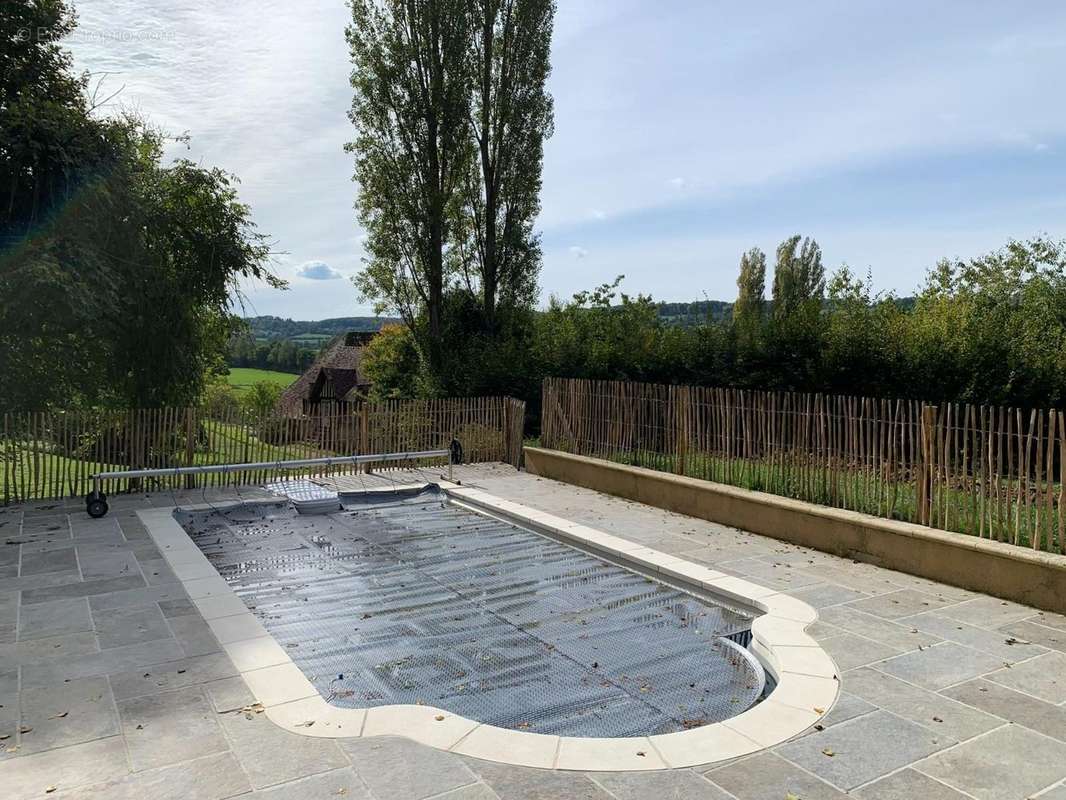 Maison à PONT-L&#039;EVEQUE