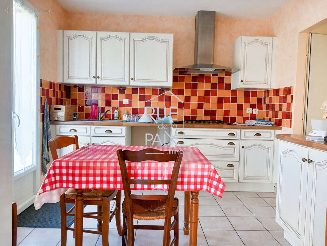 Maison Neuville De Poitou 3 pièce(s) 72 m2 - photo 8