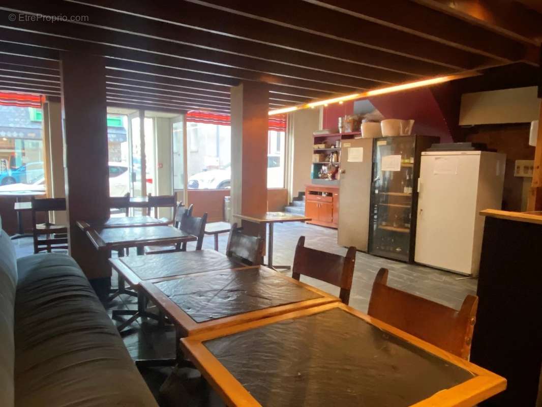 Commerce à FONT-ROMEU-ODEILLO-VIA