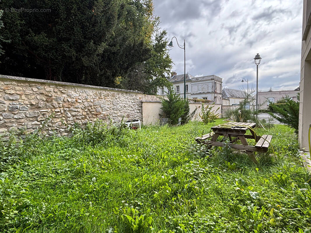 Appartement à VEMARS