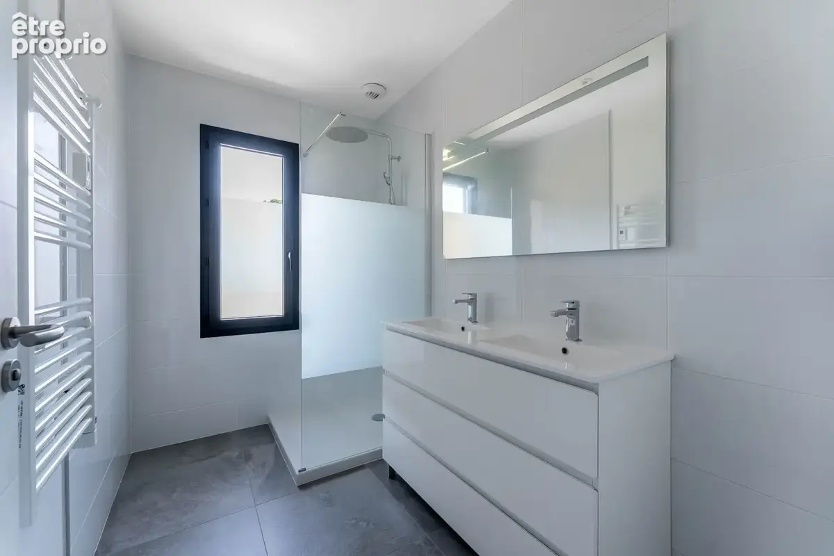 Maison tres recente  - 5 pieces - 181m2 montmerle sur saone - photo 13