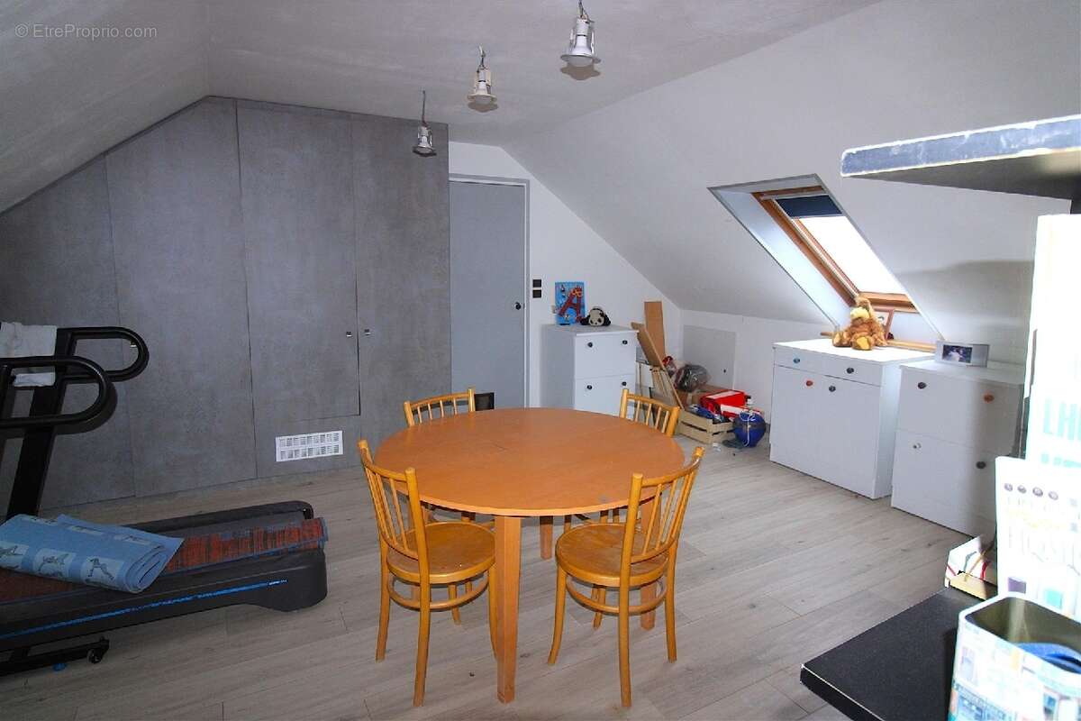 Maison à YERRES