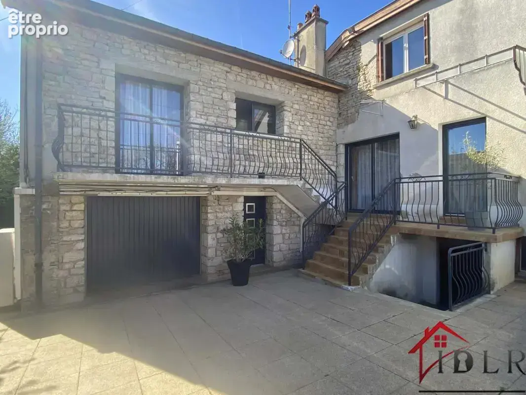 Maison à VILLE-EN-BLAISOIS