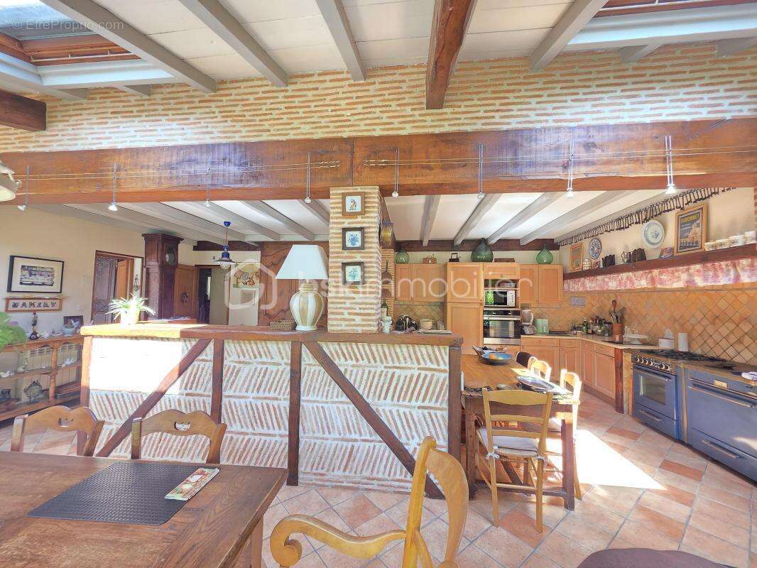 Maison à BRAX