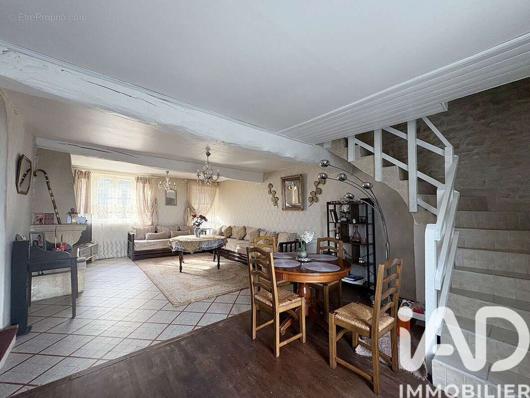 Photo 6 - Maison à SOUGERES-EN-PUISAYE