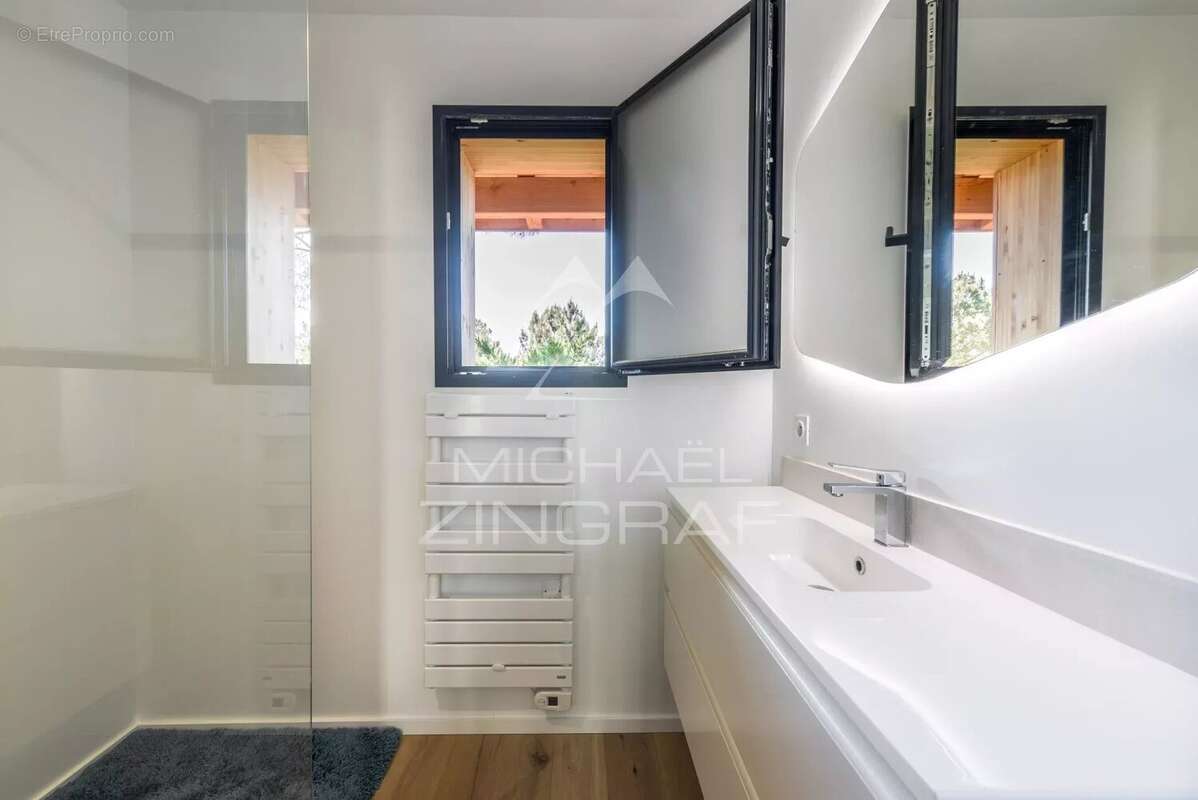 Maison à LE BOUSCAT