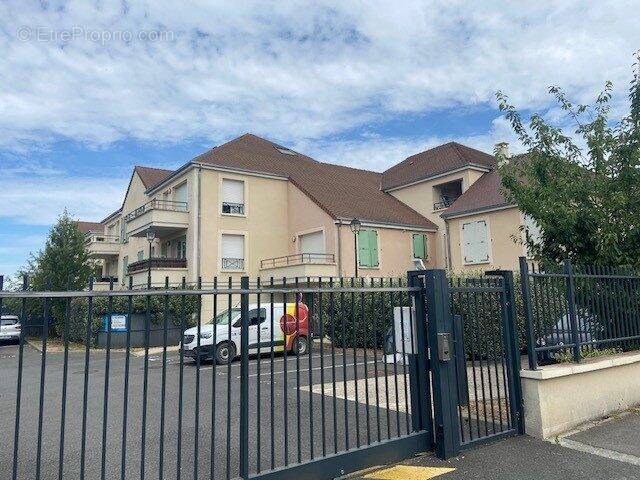 Appartement à RUBELLES