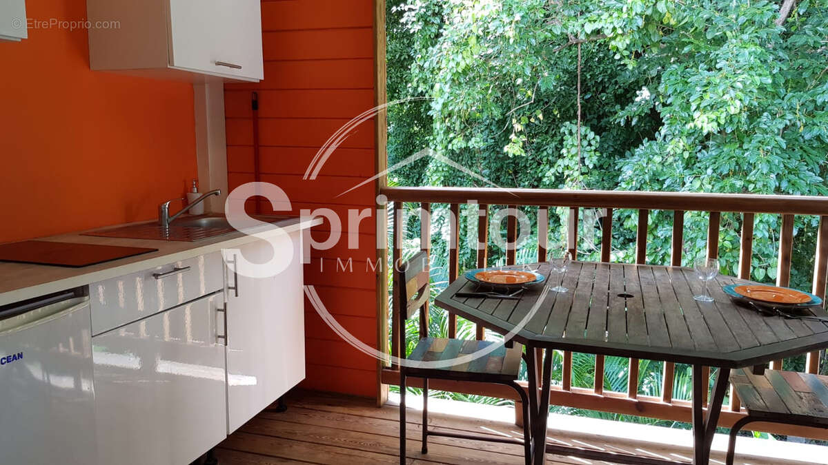 Appartement à BOUILLANTE