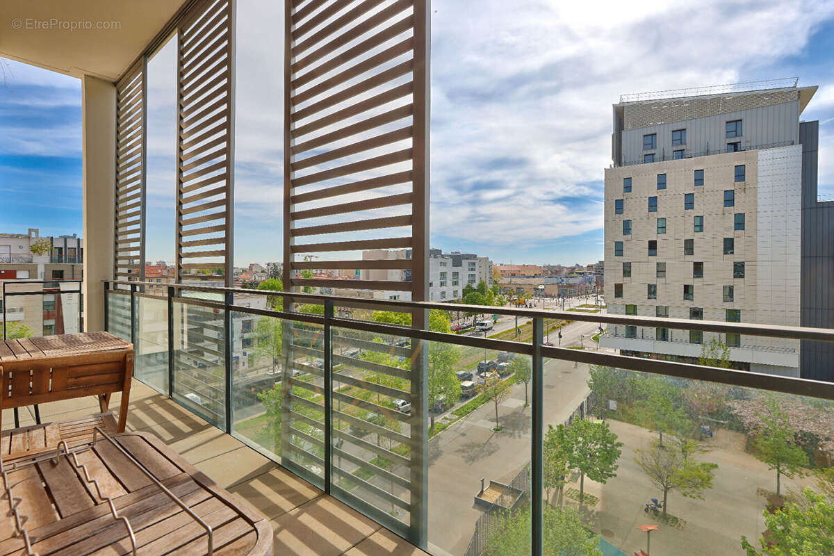 Appartement à COLOMBES