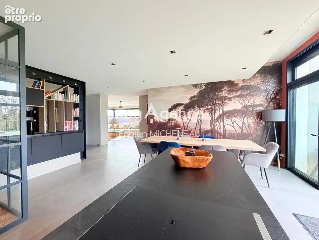 Maison d'architecte - Beaupreau - 160 m² - 5 pièces - photo 3