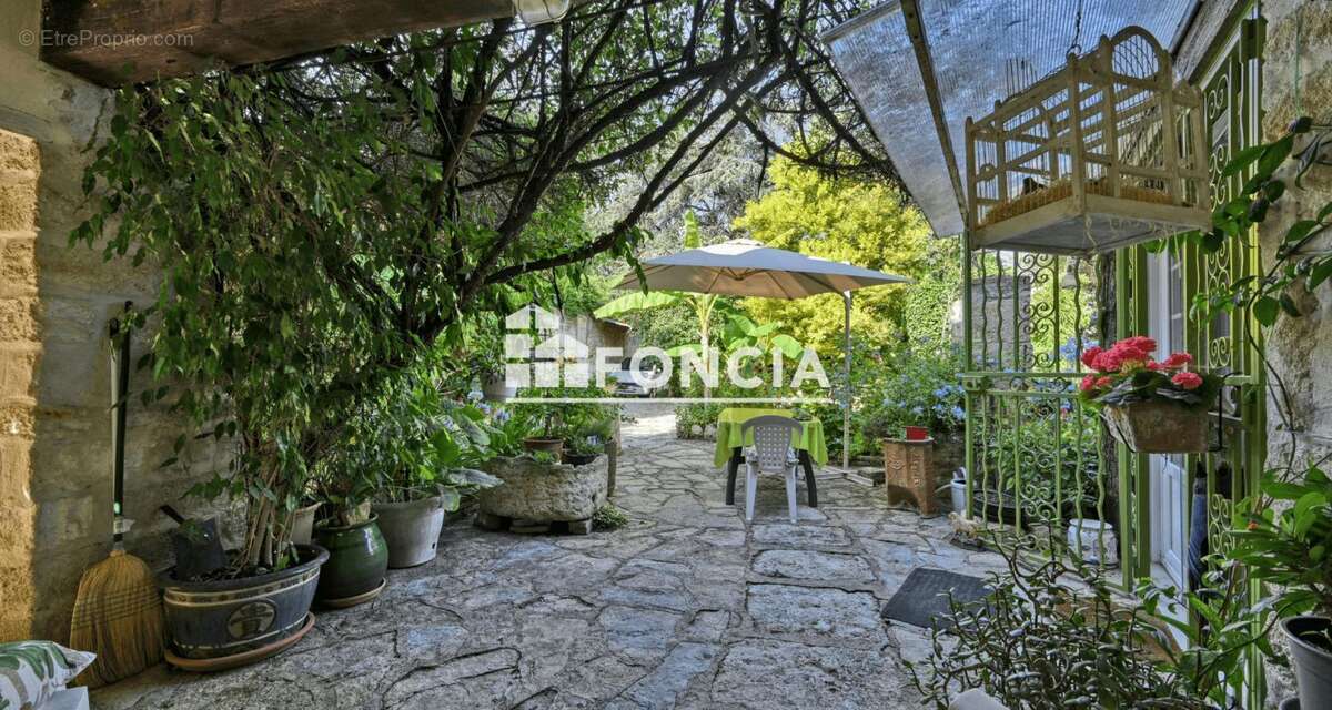 LUNEL-VIEL: Coup de coeur pour cette charmante maison de 150 m2 sur terrain de 813 m2 à 20 min des plages! - photo 5