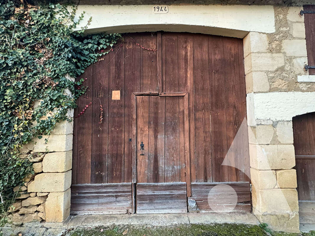 Maison à MILHAC