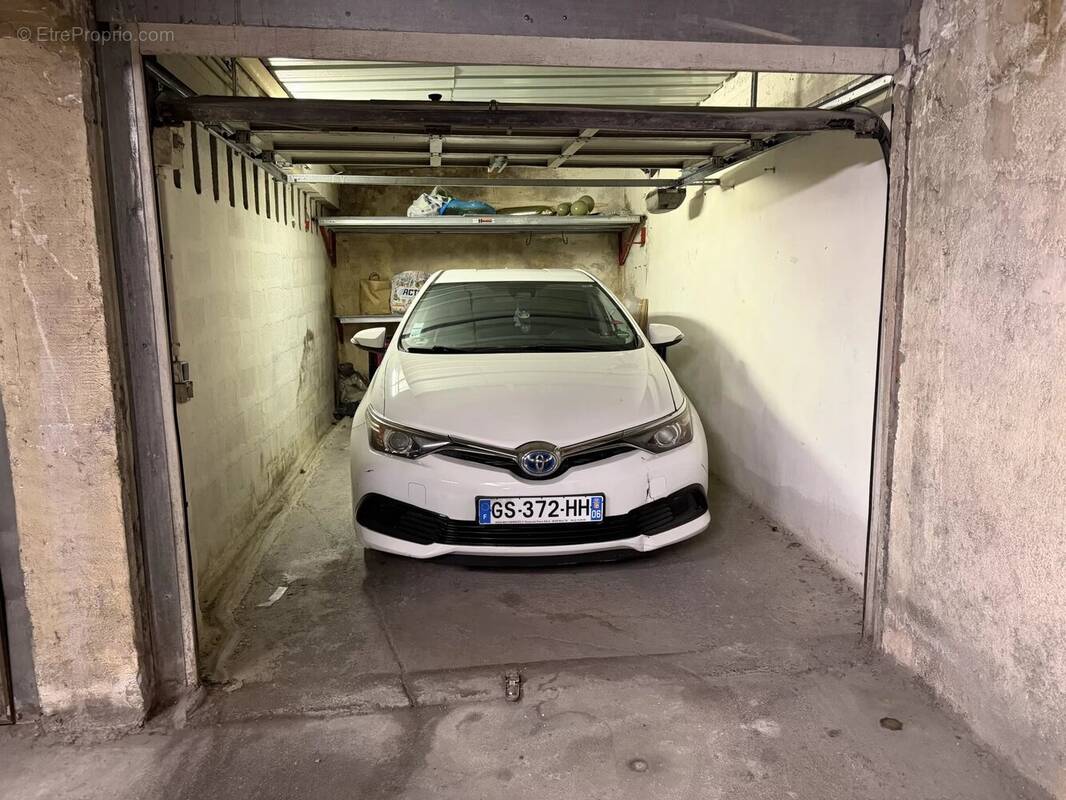 Parking à NICE