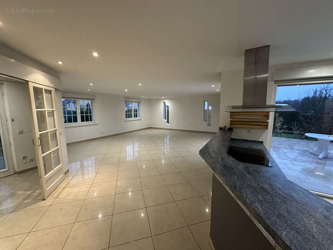 Maison à COURCELLES-CHAUSSY