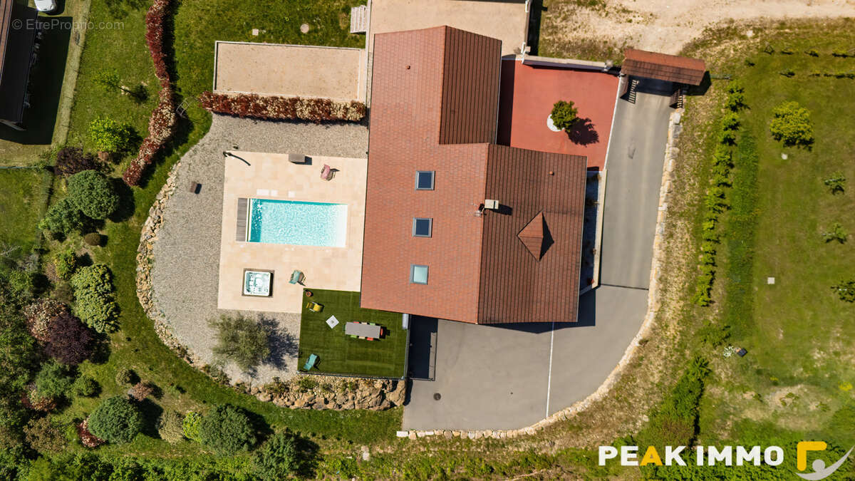 Maison à AIX-LES-BAINS