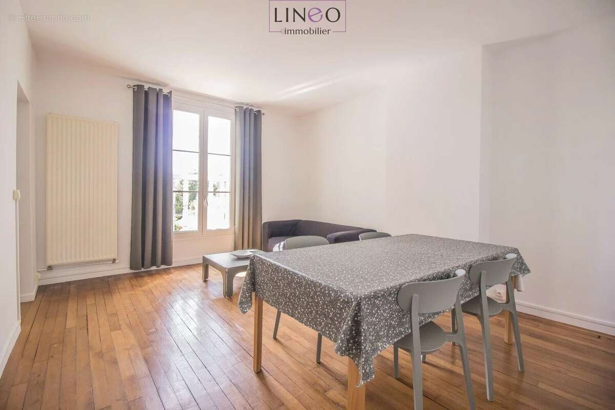 Appartement à CHOISY-LE-ROI