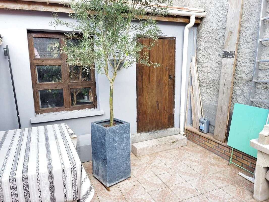 Maison à SAINT-SAUVEUR