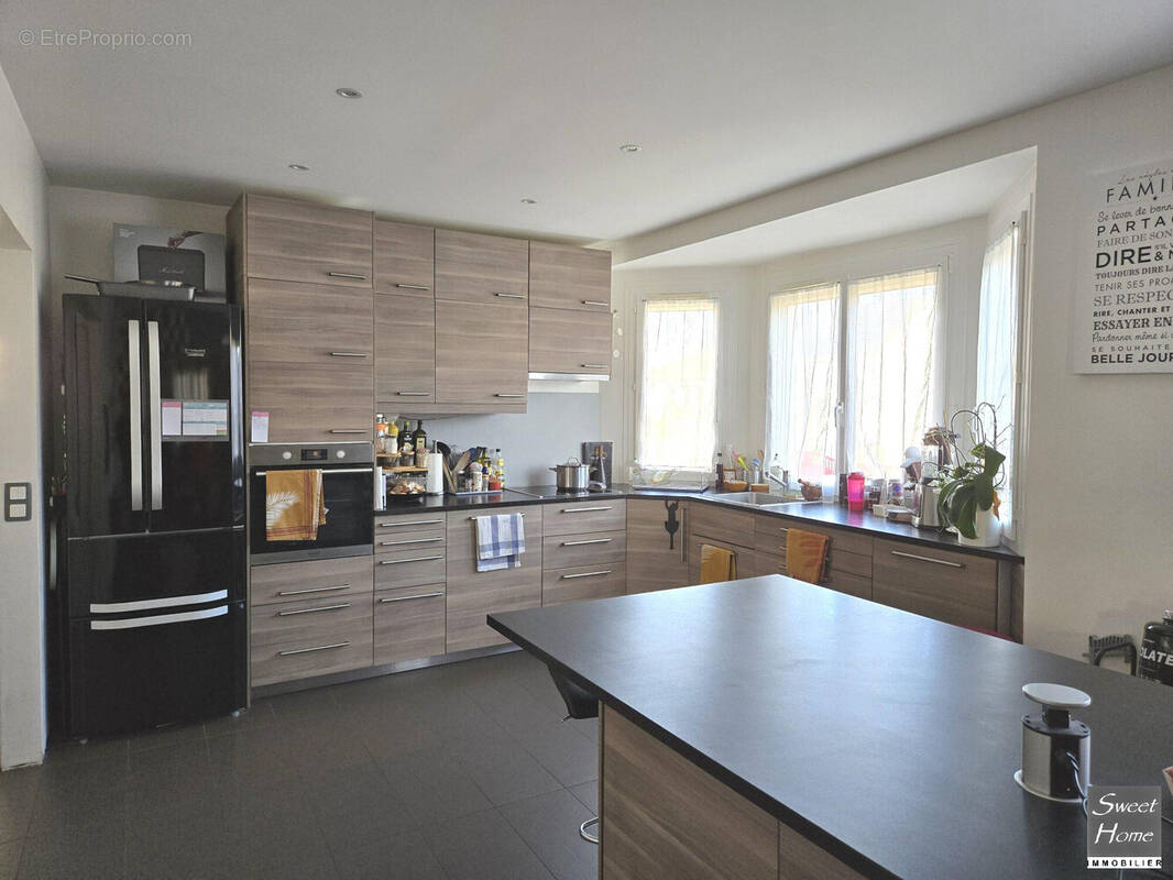 Maison à MAGNY-LES-HAMEAUX