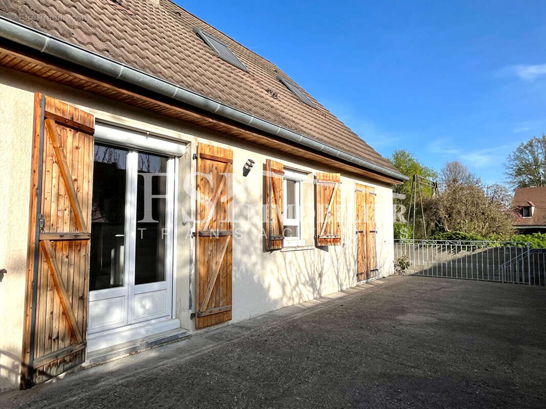 Maison à SAINT-LEU-LA-FORET