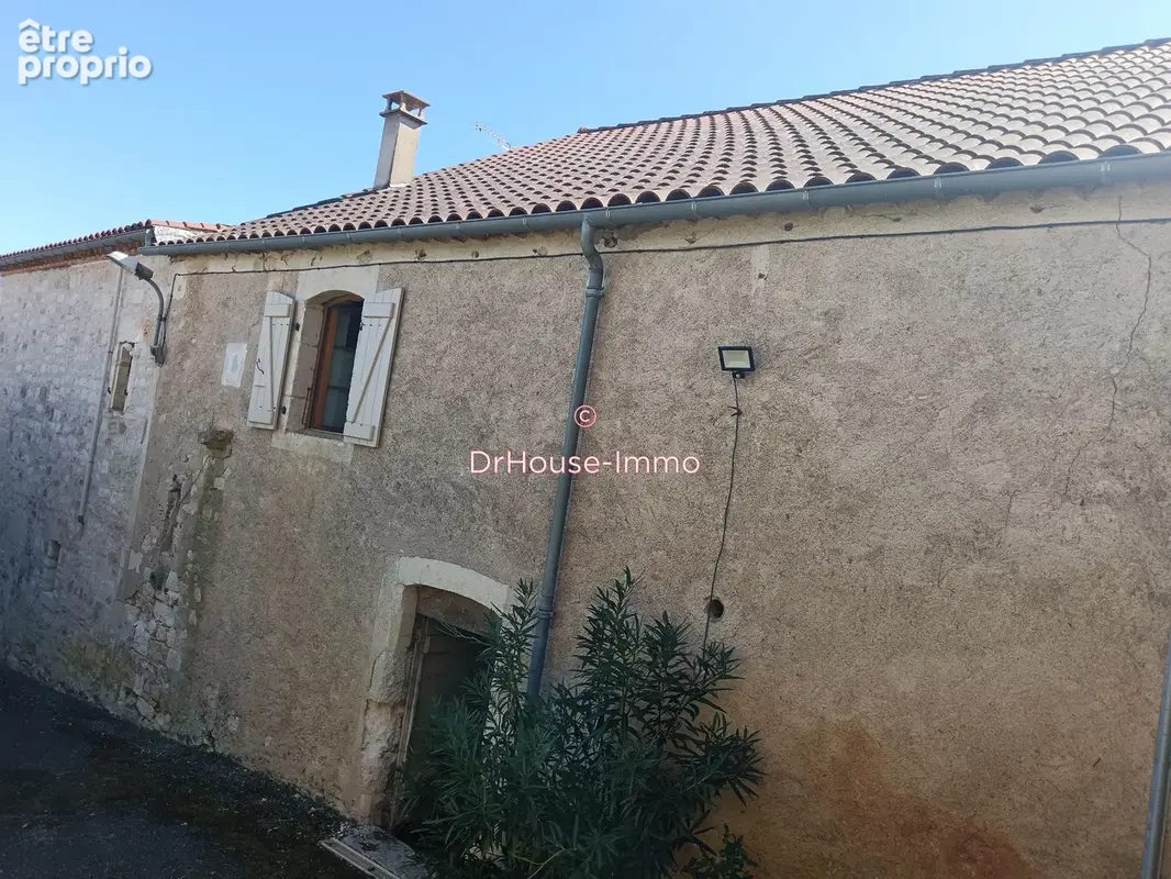 Maison 12 pièces 286 m² à vendre à Serignac (46700) - photo 6