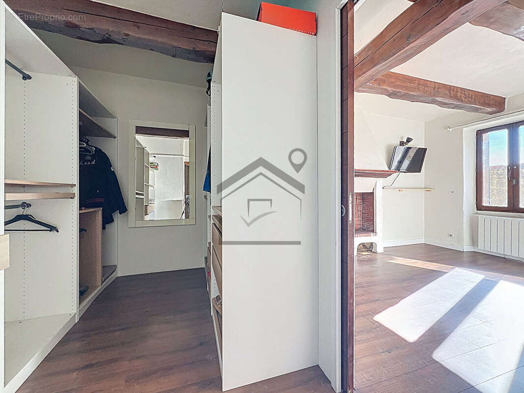 Maison 79 m² à Vitrolles  - photo 8