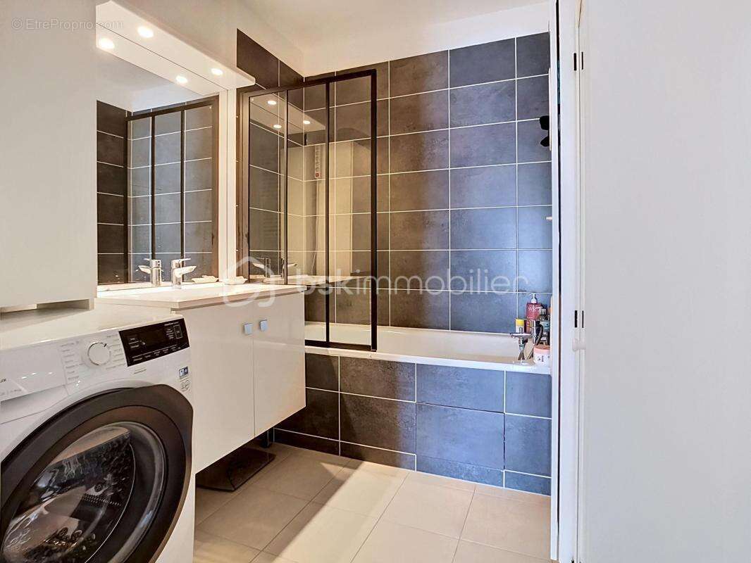 Appartement à BUSSY-SAINT-GEORGES