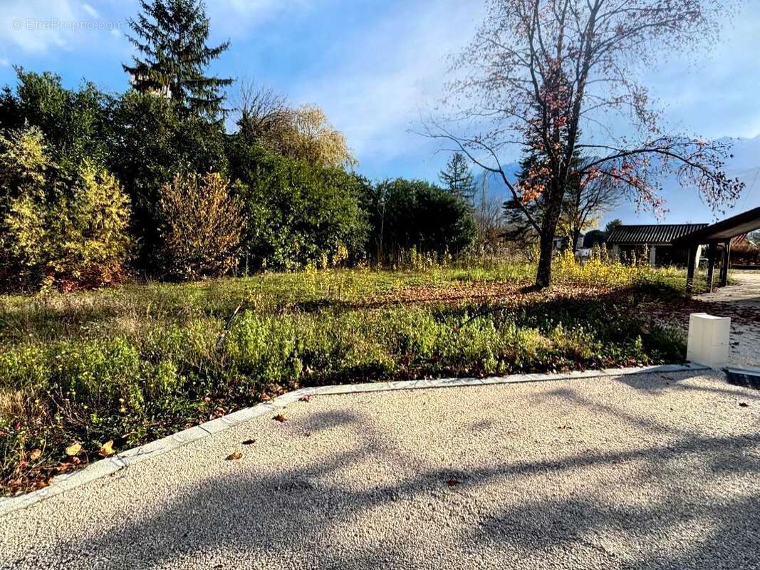 Terrain 658 m² à Montbonnot-Saint-Martin  - photo 2
