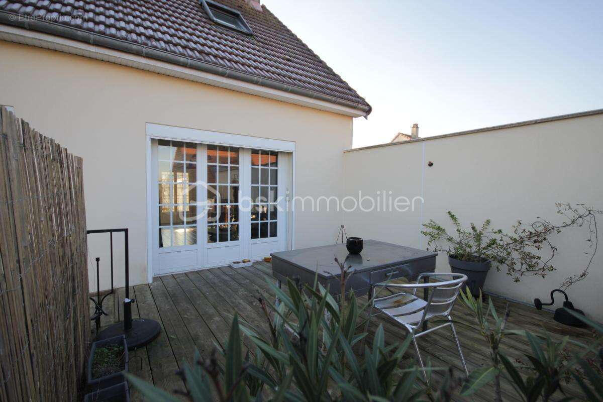 Maison à LE PLESSIS-PATE