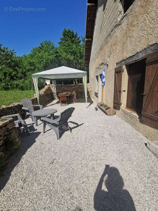 Maison à ETERNOZ