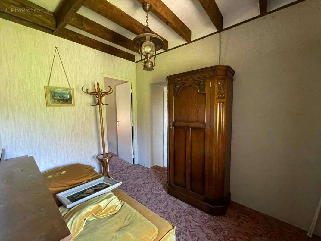 Maison 77 m² à Saint-Medard-La-Rochette  - photo 5