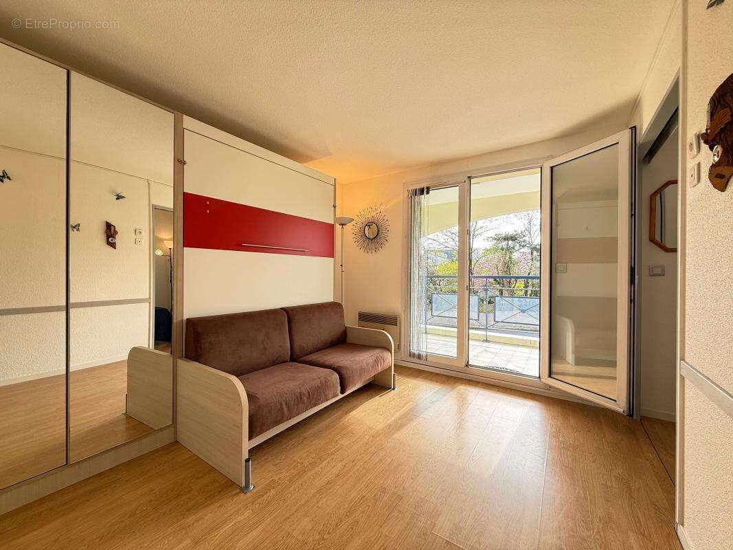 Appartement à VAUX-SUR-MER