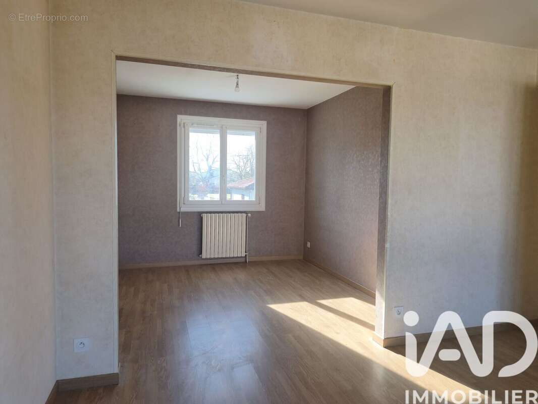 Photo 5 - Maison à BIAS