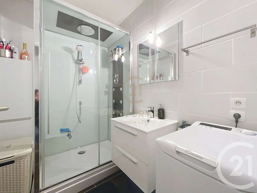 Appartement à VAULX-EN-VELIN