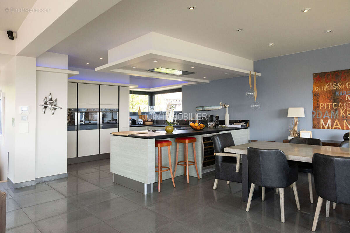 Demeure de prestige Dieppe 6 pièce(s) 273.65 m² - photo 7