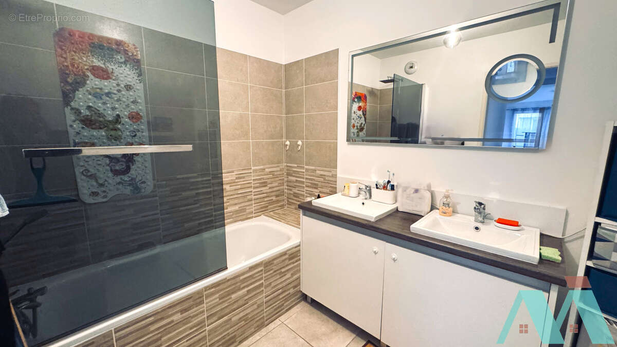 Appartement à LE CASTELLET