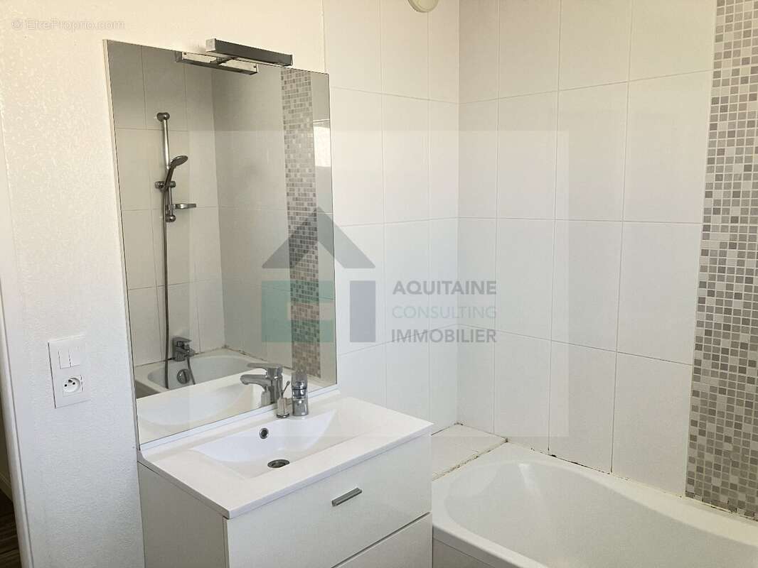 Appartement à VILLENAVE-D'ORNON