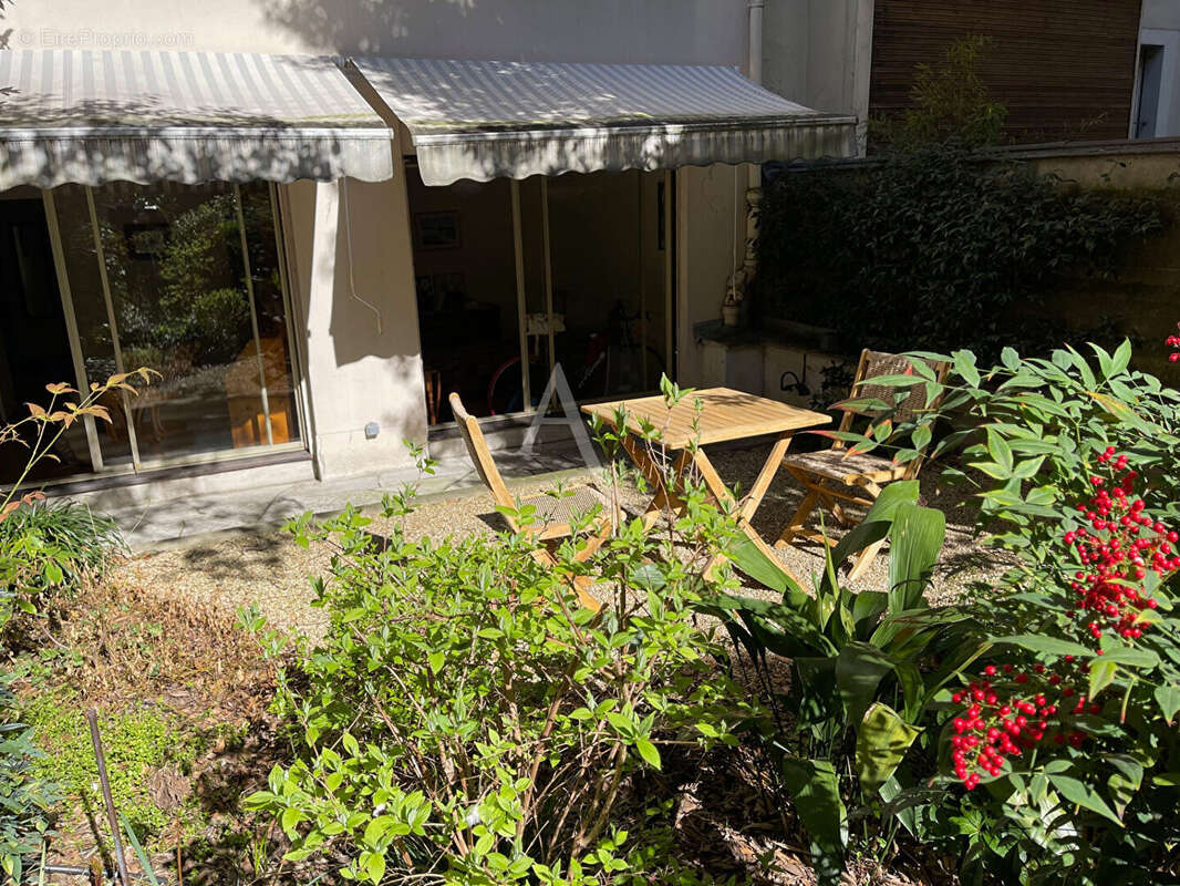 Paris 17ème - 3 Pièces avec jardin de 38 M² - Courcelles - photo 5