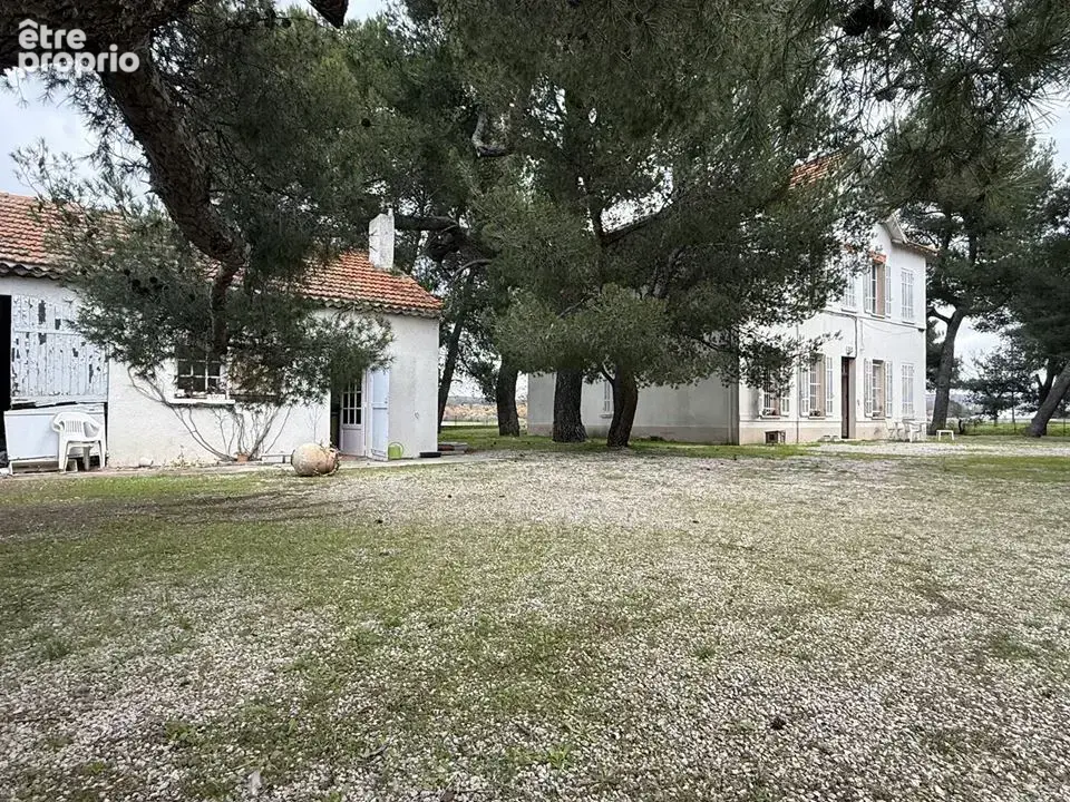 Maison 5 pièces 217 m² à vendre à Saint-Victoret (13730) - photo 2