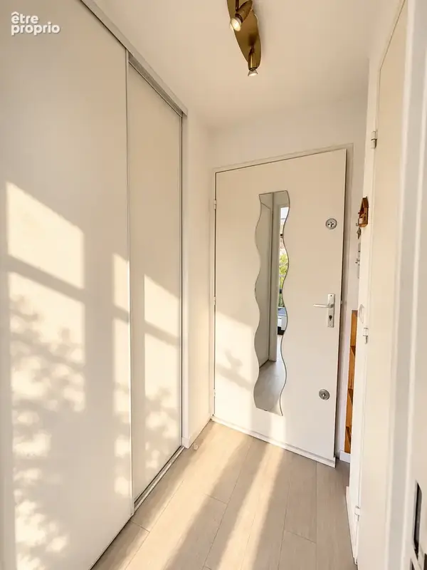 Xxx sous offre xxx les galhaubans 2 peces 22m2 parfait etat avec grand balcon plein sud ! - photo 6
