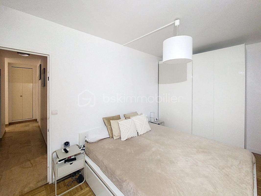 Appartement à STAINS
